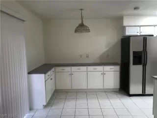 Photo #1: 2343160 Listing 