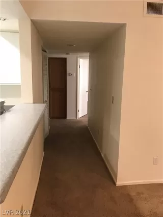 Photo #4: 2343160 Listing 