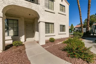 Photo #2: 2343193 Listing