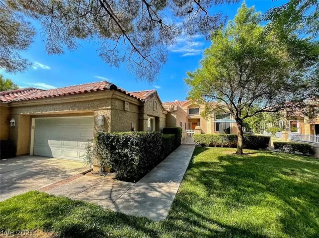 MLS: 2343195 Condo For Sale