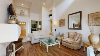 Photo #4: 2343195 Listing 