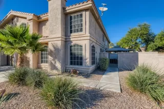 Photo #3: 2343200 Listing