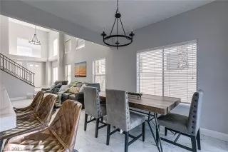 Photo #3: 2343208 Listing 