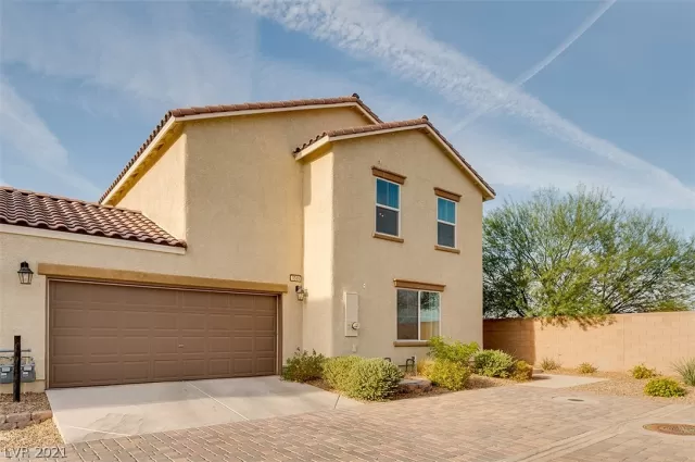 MLS: 2343217 Condo For Sale