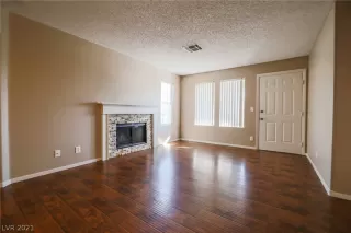 Photo #1: 2343340 Listing 