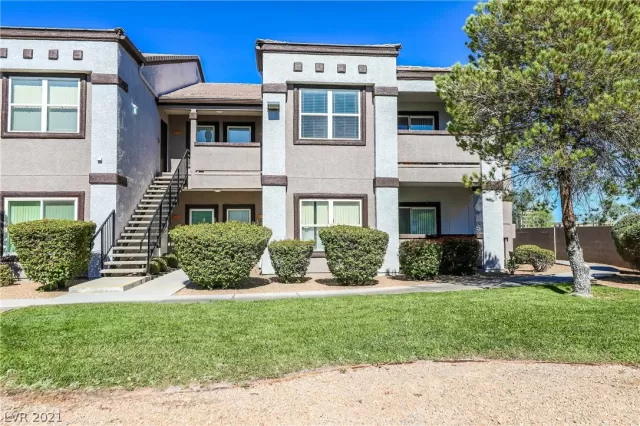 MLS: 2343352 Condo For Sale