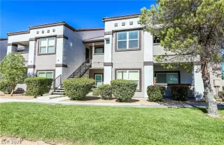 Photo #2: 2343352 Listing