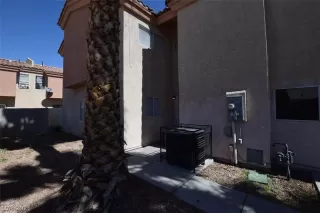 Photo #1: 2343409 Listing 