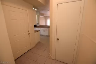 Photo #4: 2343409 Listing 