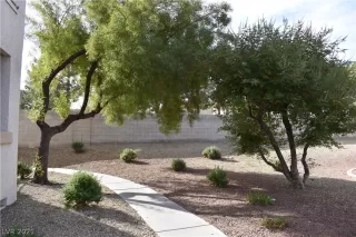 Photo #2: 2343473 Listing 