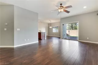 Photo #4: 2343477 Listing 