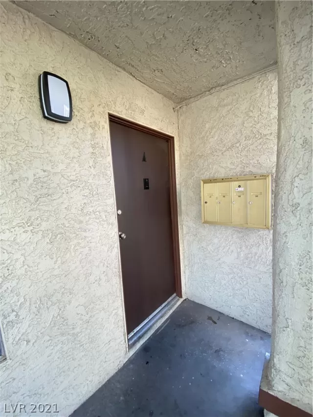 MLS: 2343478 Condo For Sale