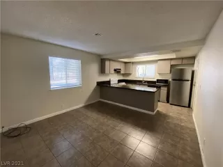 Photo #1: 2343478 Listing 