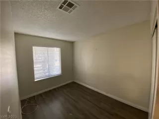 Photo #2: 2343478 Listing 