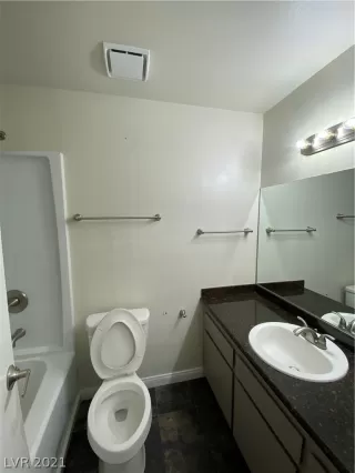 Photo #4: 2343478 Listing 