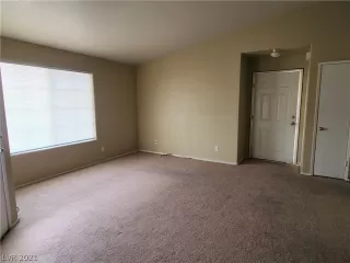 Photo #4: 2343482 Listing 