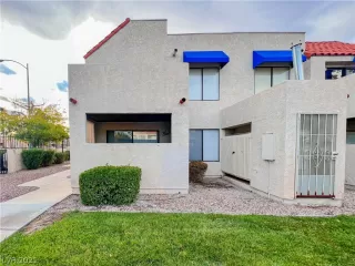 Photo #3: 2343532 Listing