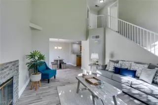 Photo #6: 2343550 Listing 