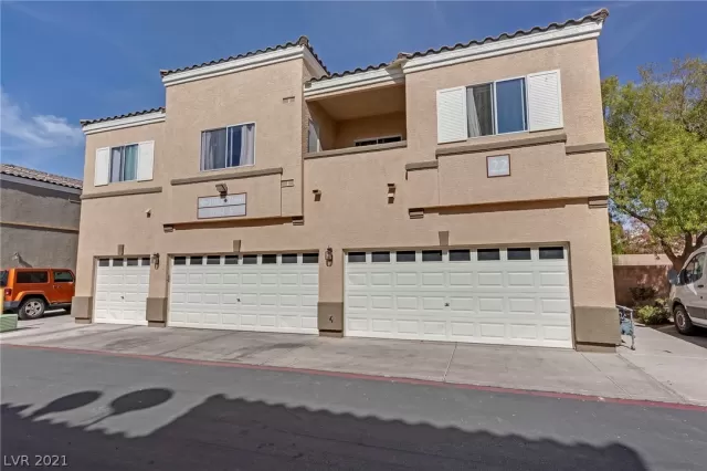 MLS: 2343562 Condo For Sale