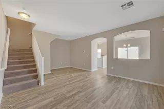 Photo #4: 2343562 Listing 