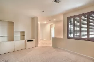 Photo #6: 2343573 Listing 