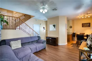 Photo #4: 2343580 Listing 