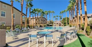 Photo #5: 2343605 Listing