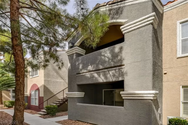 MLS: 2343619 Condo For Sale