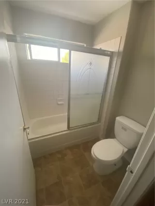 Photo #4: 2343640 Listing 