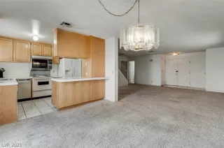 Photo #3: 2343694 Listing 