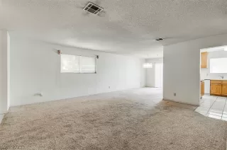 Photo #5: 2343694 Listing 