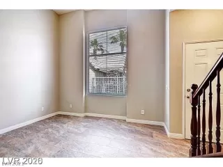 Photo #5: 2343699 Listing 