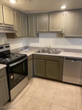 Photo #3: 2343754 Listing 