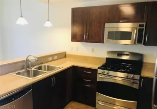 Photo #5: 2343773 Listing