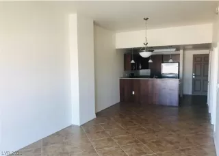 Photo #6: 2343773 Listing