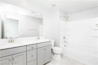 Photo #5: 2343790 Listing 