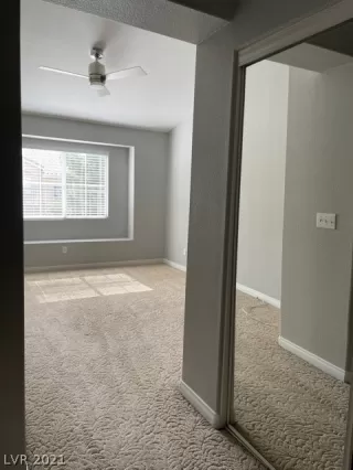 Photo #6: 2343833 Listing