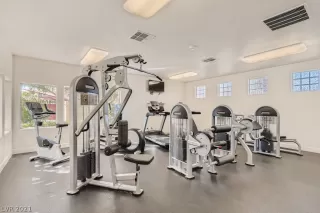 Photo #3: 2343852 Listing