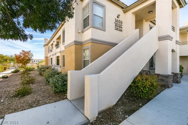 MLS: 2343906 Condo For Sale