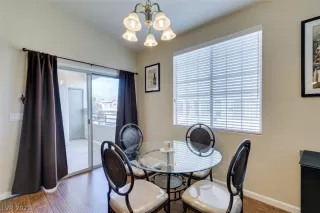 Photo #6: 2343906 Listing