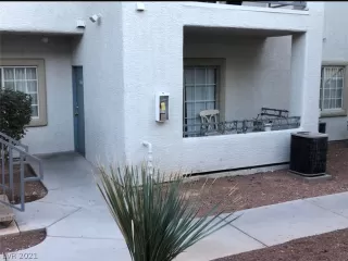 Photo #2: 2343913 Listing