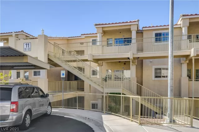 MLS: 2343918 Condo For Sale