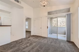 Photo #3: 2343949 Listing