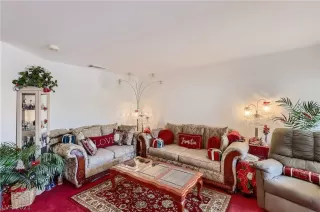 Photo #3: 2343958 Listing 