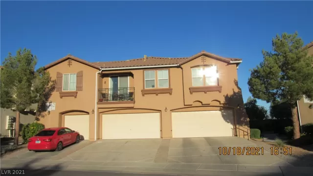 MLS: 2343961 Condo For Sale