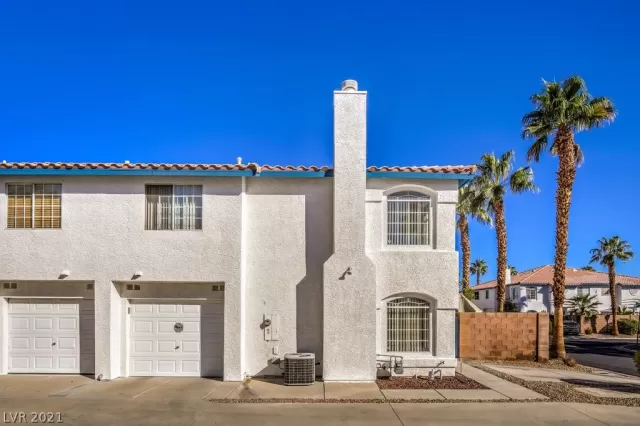 MLS: 2343986 Condo For Sale