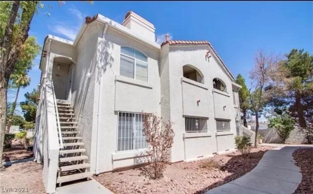 MLS: 2343998 Condo For Sale