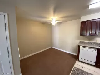 Photo #4: 2344055 Listing 