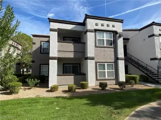 Photo #1: 2344058 Listing