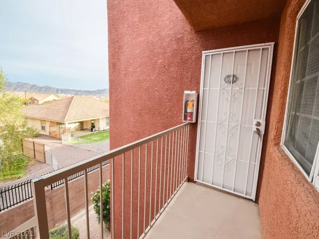 MLS: 2344070 Condo For Sale